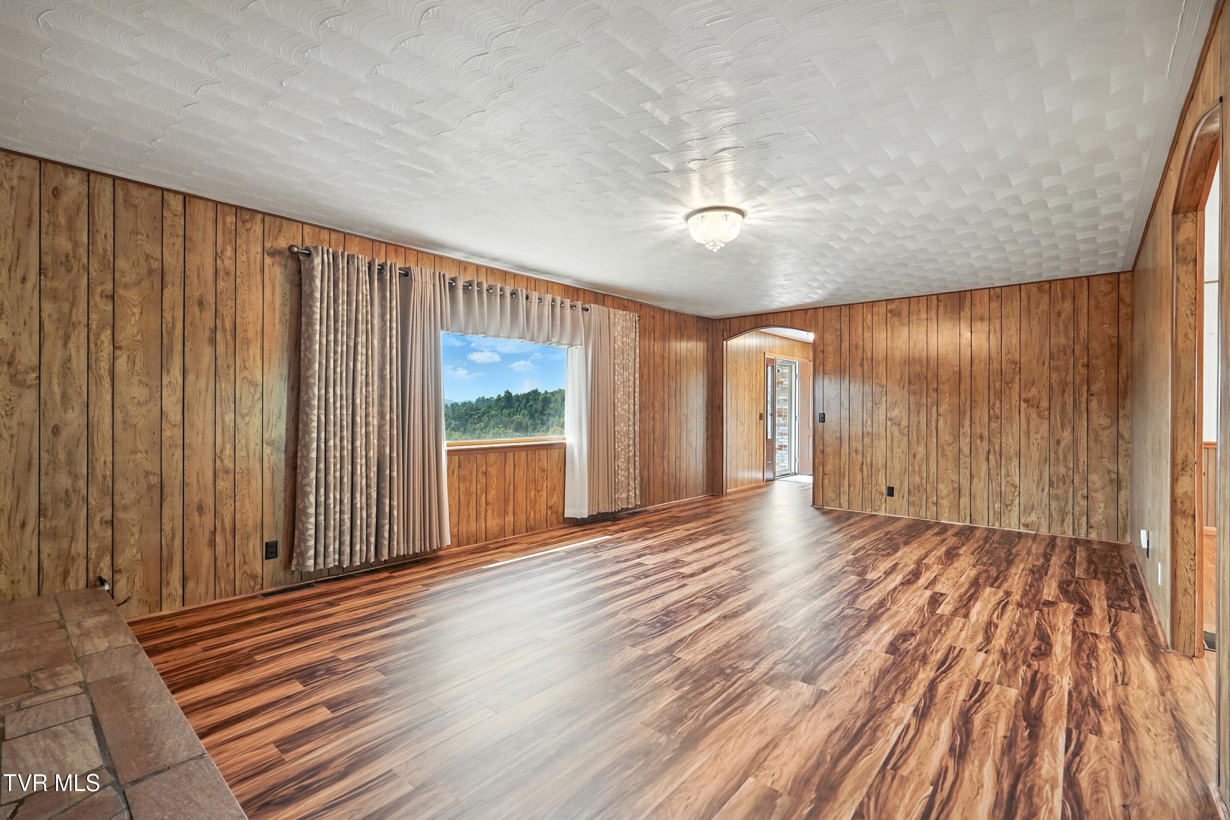 2067 High Point Road Castlewood, VA 24224 - Photo 13 of 48 14_dsc02445