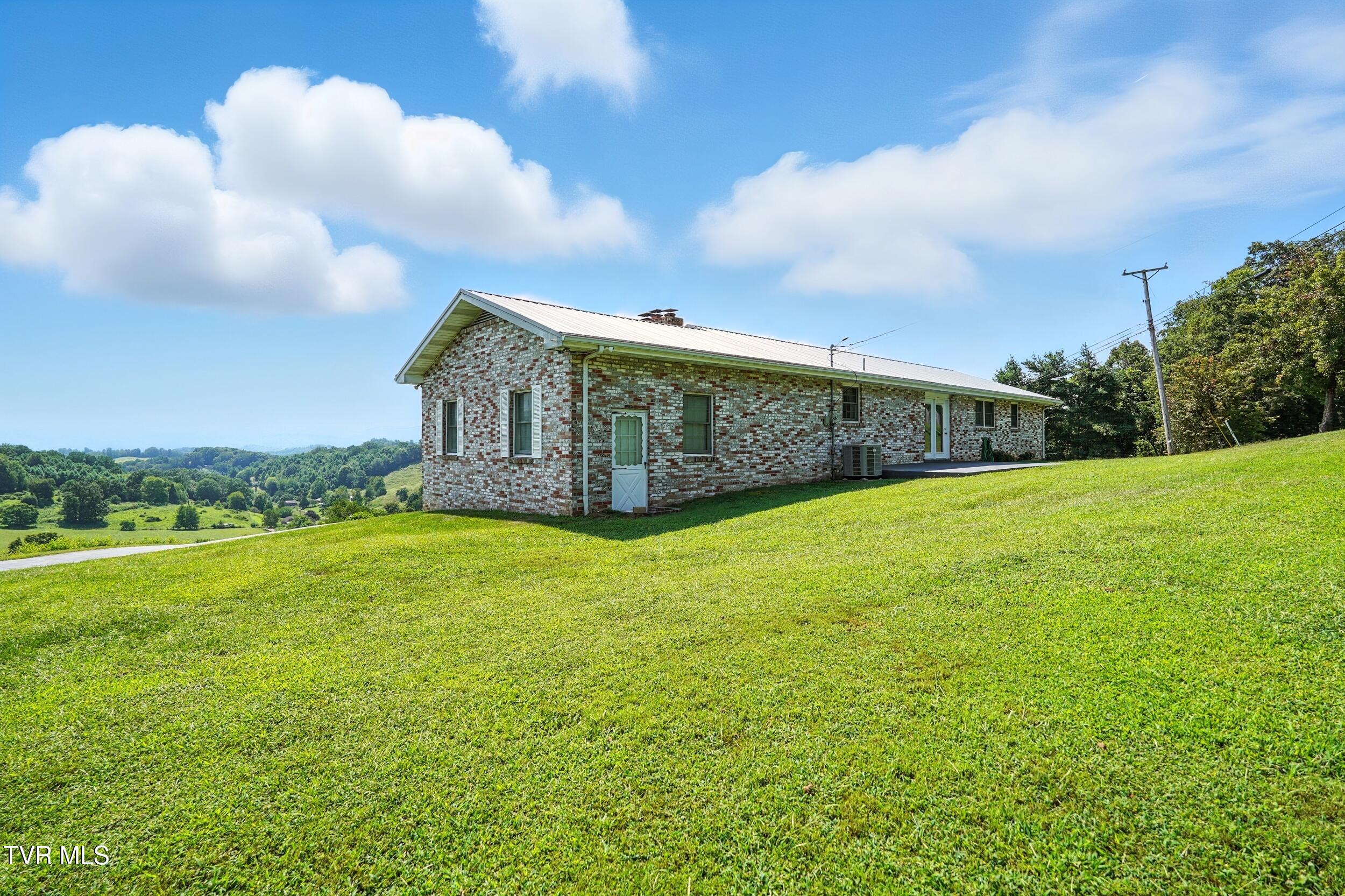 2067 High Point Road Castlewood, VA 24224 - Photo 35 of 48 36_dsc02511