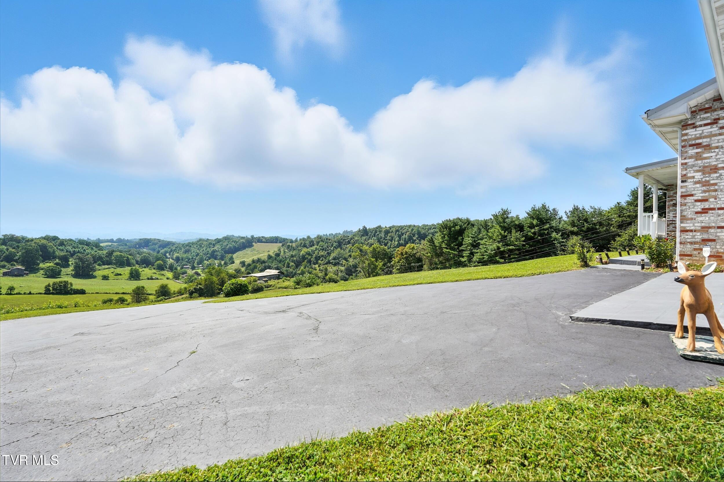 2067 High Point Road Castlewood, VA 24224 - Photo 4 of 48 5_dsc02415