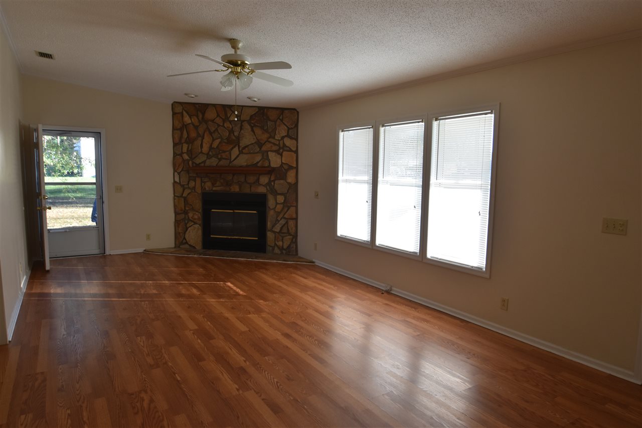 112 State Rd S-42-9745 Boiling Springs, SC 29316 - Photo 2 of 13 Gallery Image 2