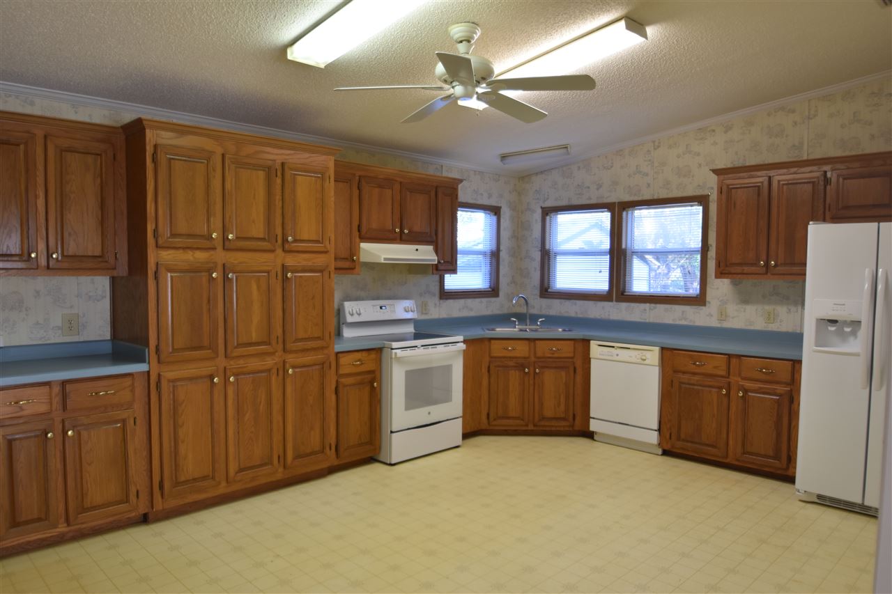 112 State Rd S-42-9745 Boiling Springs, SC 29316 - Photo 4 of 13 Gallery Image 4