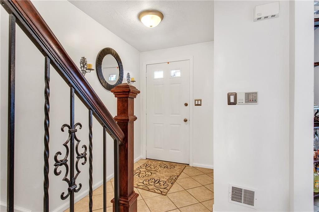 303 Forest Ridge Drive Pittsburgh, PA 15221 - Photo 12 of 25 Gallery Image 12