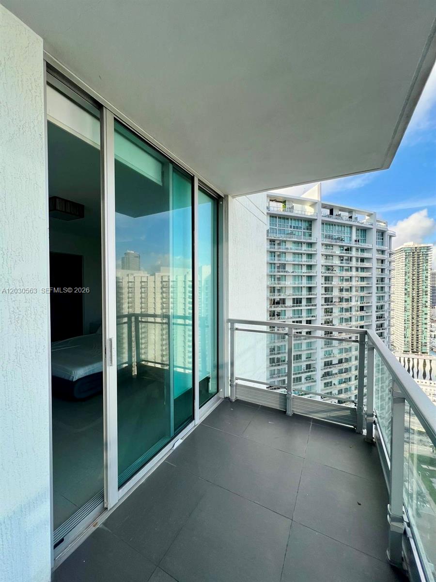 92 Southwest 3rd Street, Unit 4111 Miami, FL 33130 - Photo 35 of 50