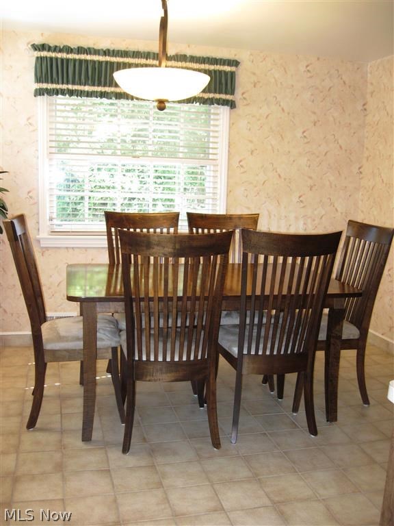 21001 Halburton Road Beachwood, OH 44122 - Photo 10 of 17 Gallery Image 10