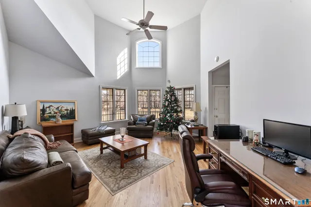 $9,000 | 7 Lower County Road, Roxbury, CT 06783