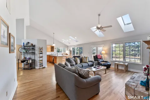 $9,000 | 7 Lower County Road, Roxbury, CT 06783