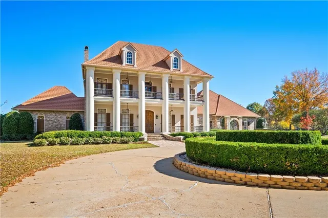 $1,500,000 | 9039 Hwy 165 South Woodworth La, Woodworth, LA 71485