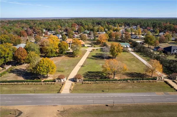 $1,500,000 | 9039 Hwy 165 South Woodworth La, Woodworth, LA 71485