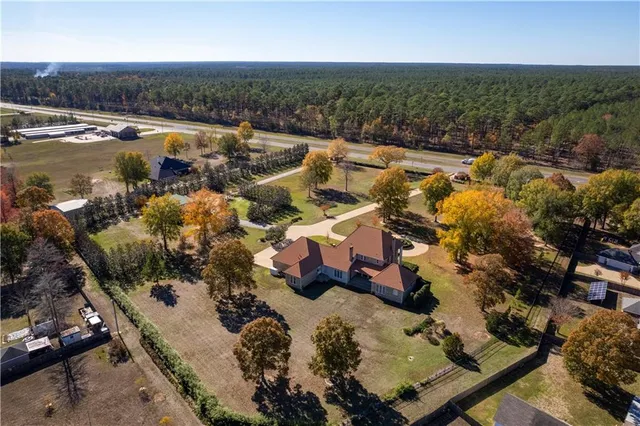 $1,500,000 | 9039 Hwy 165 South Woodworth La, Woodworth, LA 71485