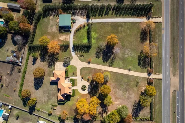 $1,500,000 | 9039 Hwy 165 South Woodworth La, Woodworth, LA 71485