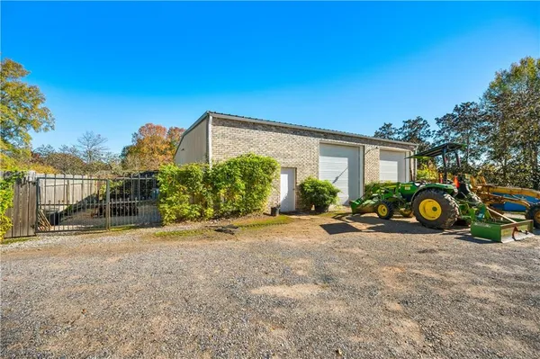 $1,500,000 | 9039 Hwy 165 South Woodworth La, Woodworth, LA 71485