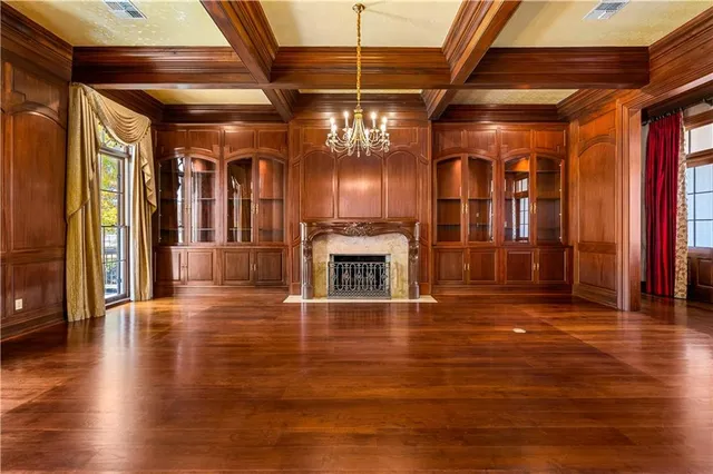 $1,500,000 | 9039 Hwy 165 South Woodworth La, Woodworth, LA 71485