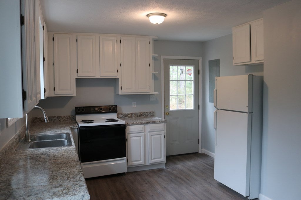738 Cata Road Cumberland, VA 23040 - Photo 4 of 12 Gallery Image 4