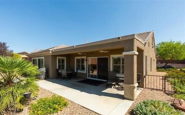 $2,500 | 2582 Highmore Avenue, Henderson, NV 89052