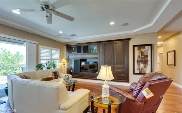 $2,500 | 2582 Highmore Avenue, Henderson, NV 89052