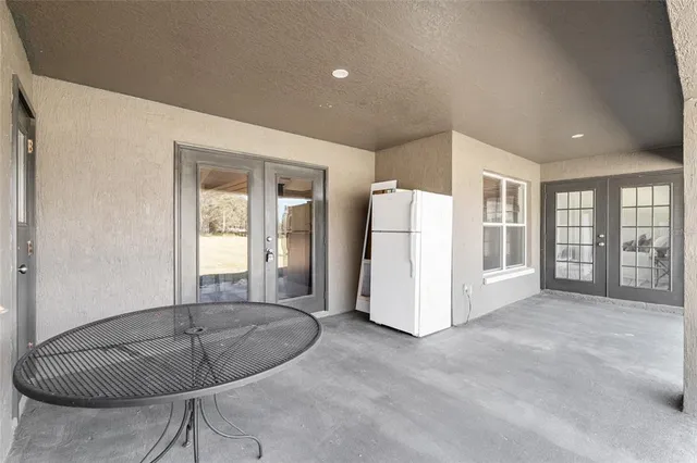 a view of a livingroom with furniture