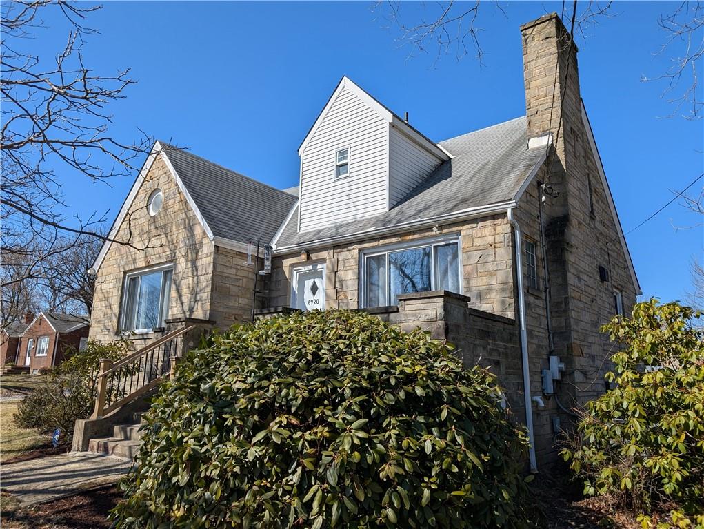 6920 Shannon Road Verona, PA 15147 - Photo 1 of 47 Gallery Image 1