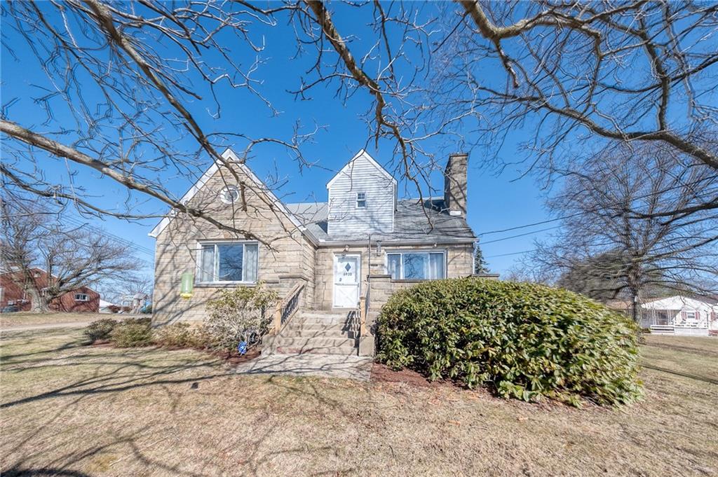 6920 Shannon Road Verona, PA 15147 - Photo 2 of 47 Gallery Image 2