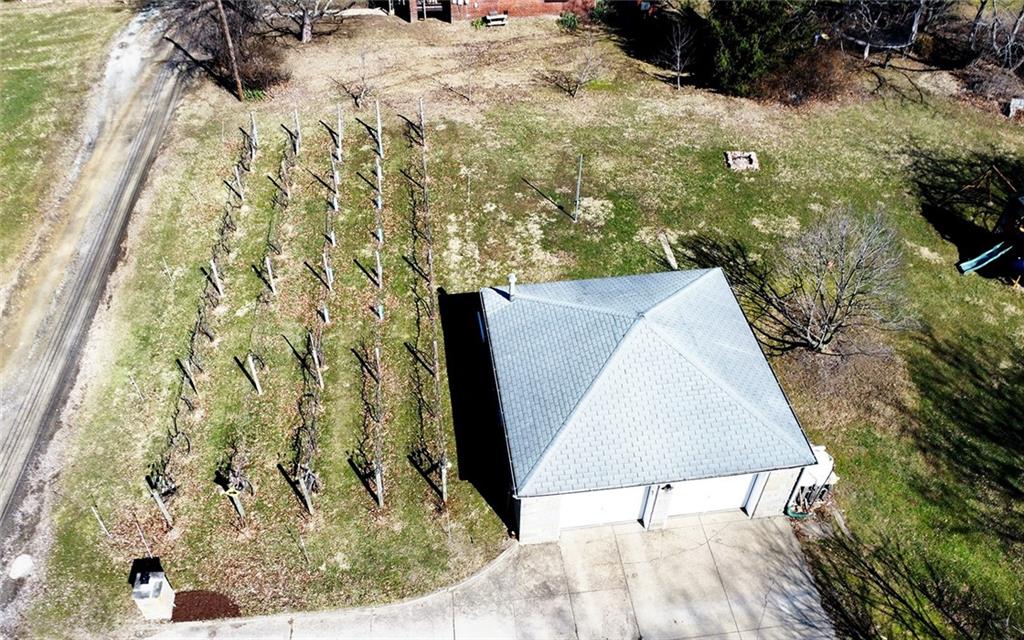6920 Shannon Road Verona, PA 15147 - Photo 44 of 47 Aerial view of garage and vineyard