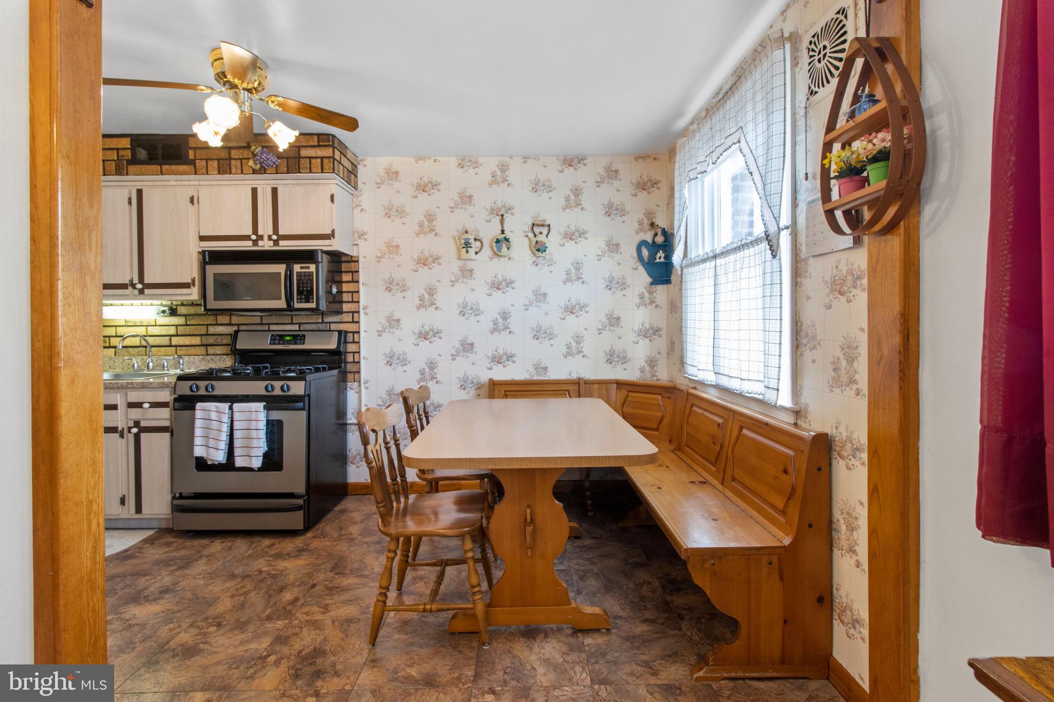 9036 Wesleyan Road Philadelphia, PA 19136 - Photo 7 of 25 Gallery Image 7