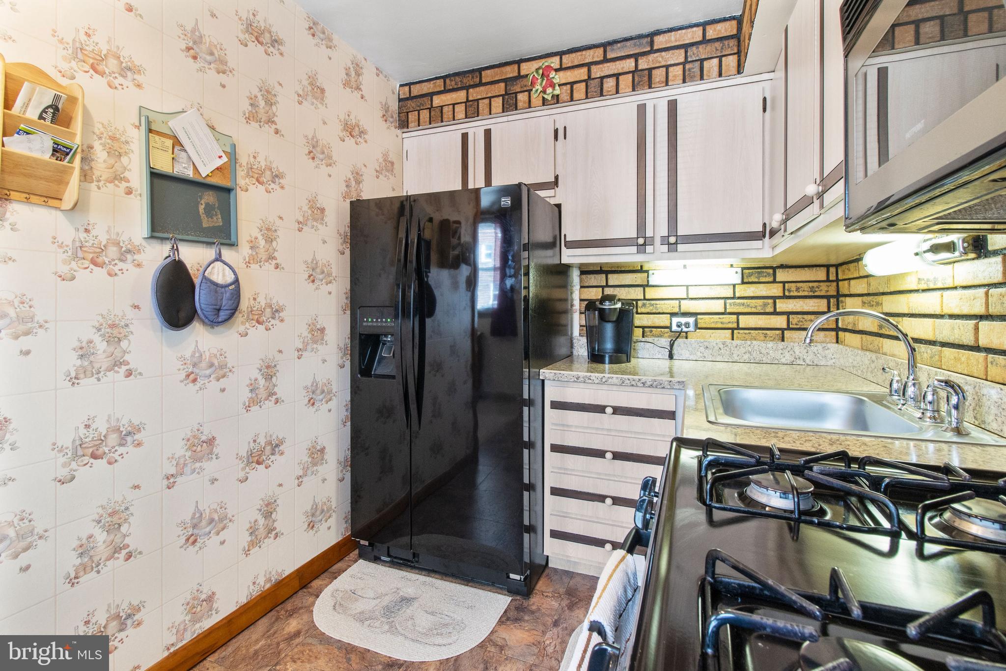 9036 Wesleyan Road Philadelphia, PA 19136 - Photo 10 of 25 Gallery Image 10