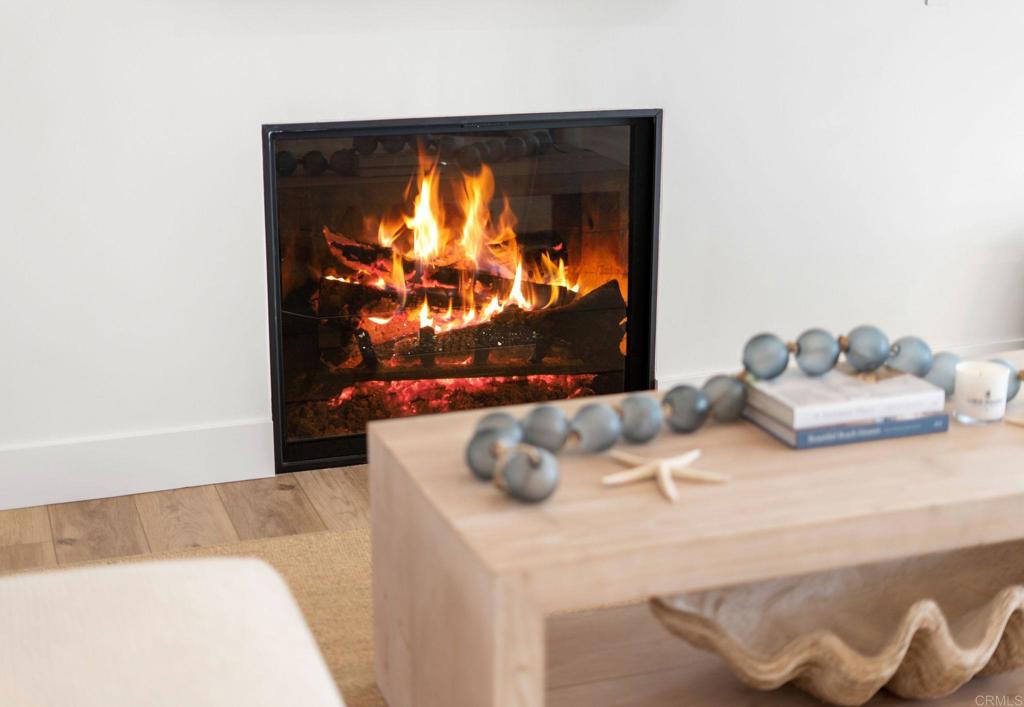 2172 Oxford Avenue Cardiff-by-the-Sea, CA 92007 - Photo 50 of 68 a bedroom with a bed and a couch