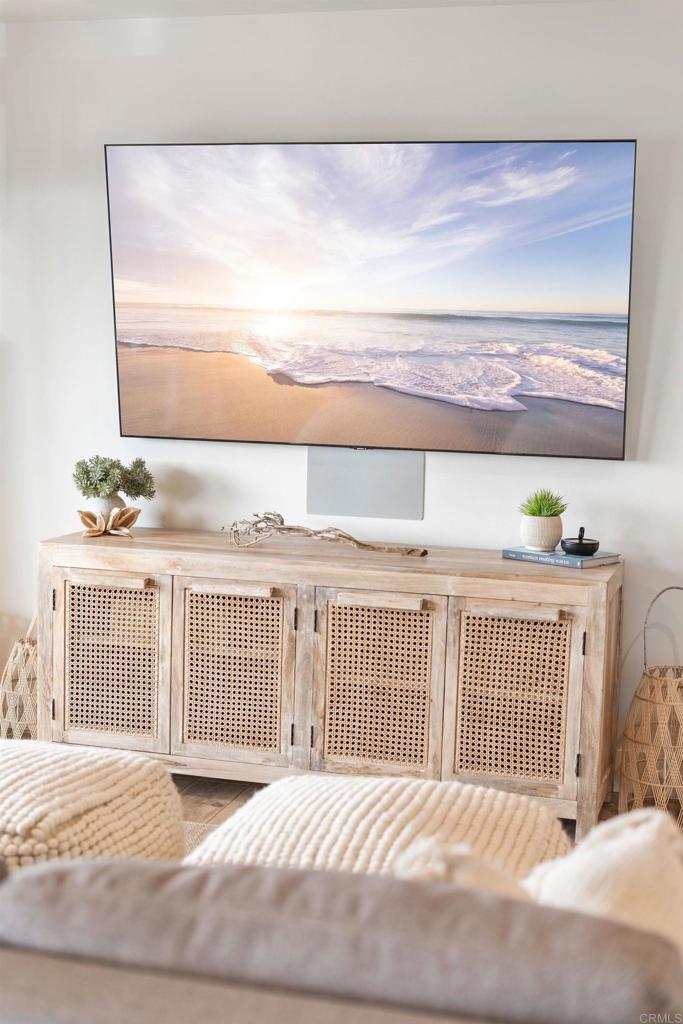 2172 Oxford Avenue Cardiff-by-the-Sea, CA 92007 - Photo 58 of 68 a view of a bedroom with wooden floor
