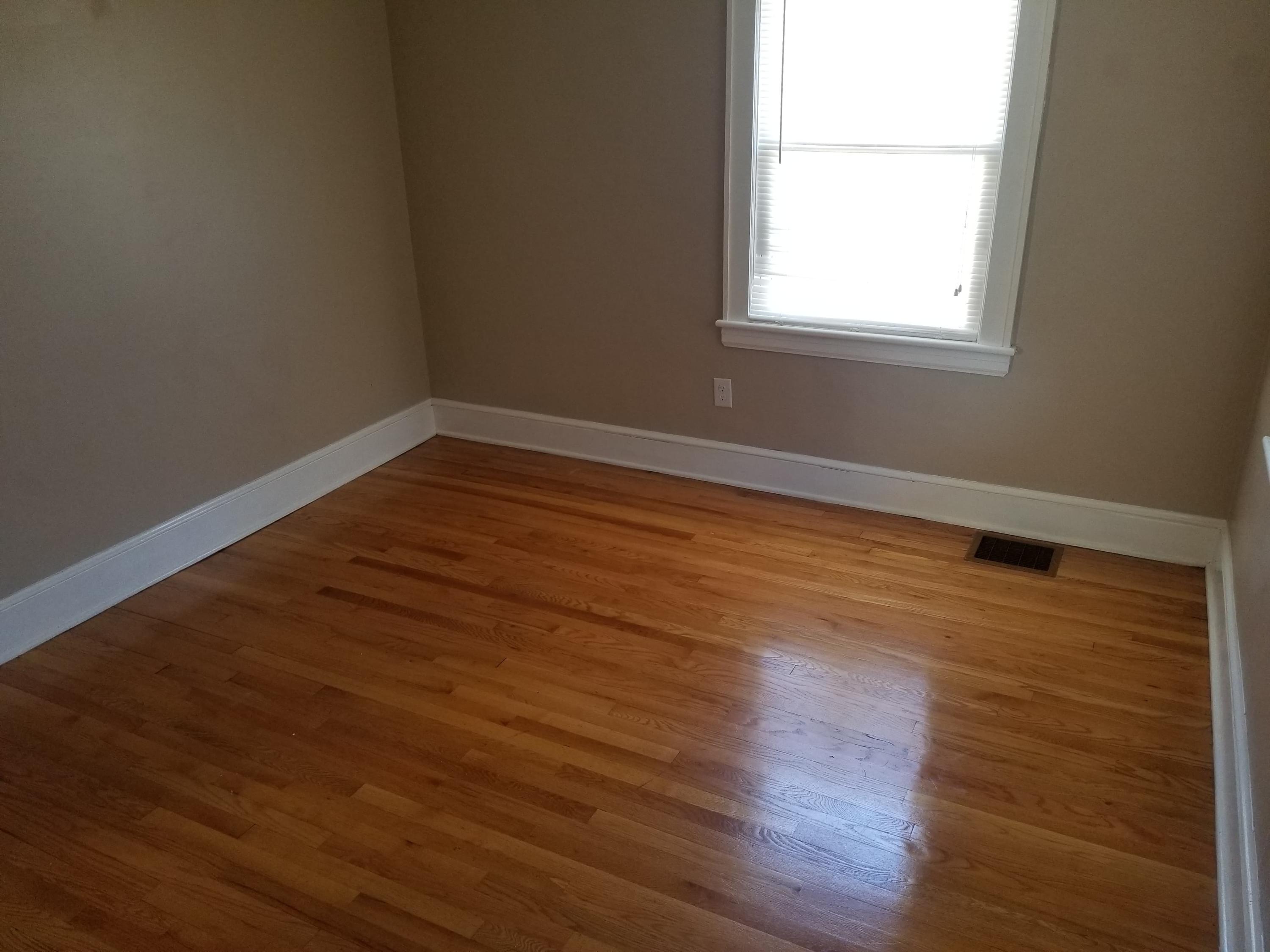3325 Troxell Road Southeast Roanoke, VA 24014 - Photo 4 of 20 Den