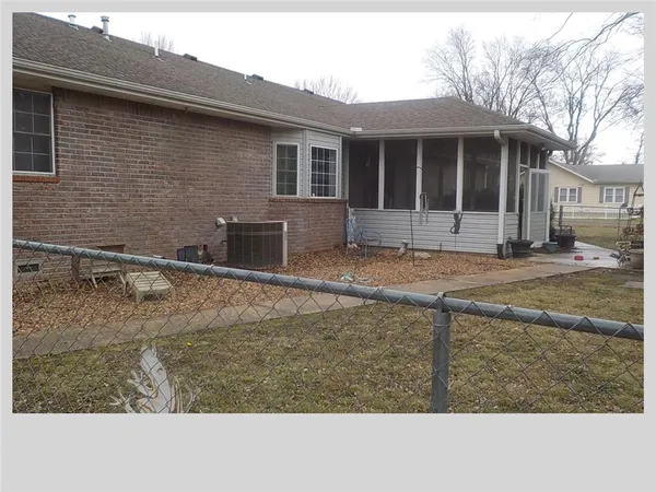 $325,000 | 603 Cheyenne Street, Coffeyville, KS 67337