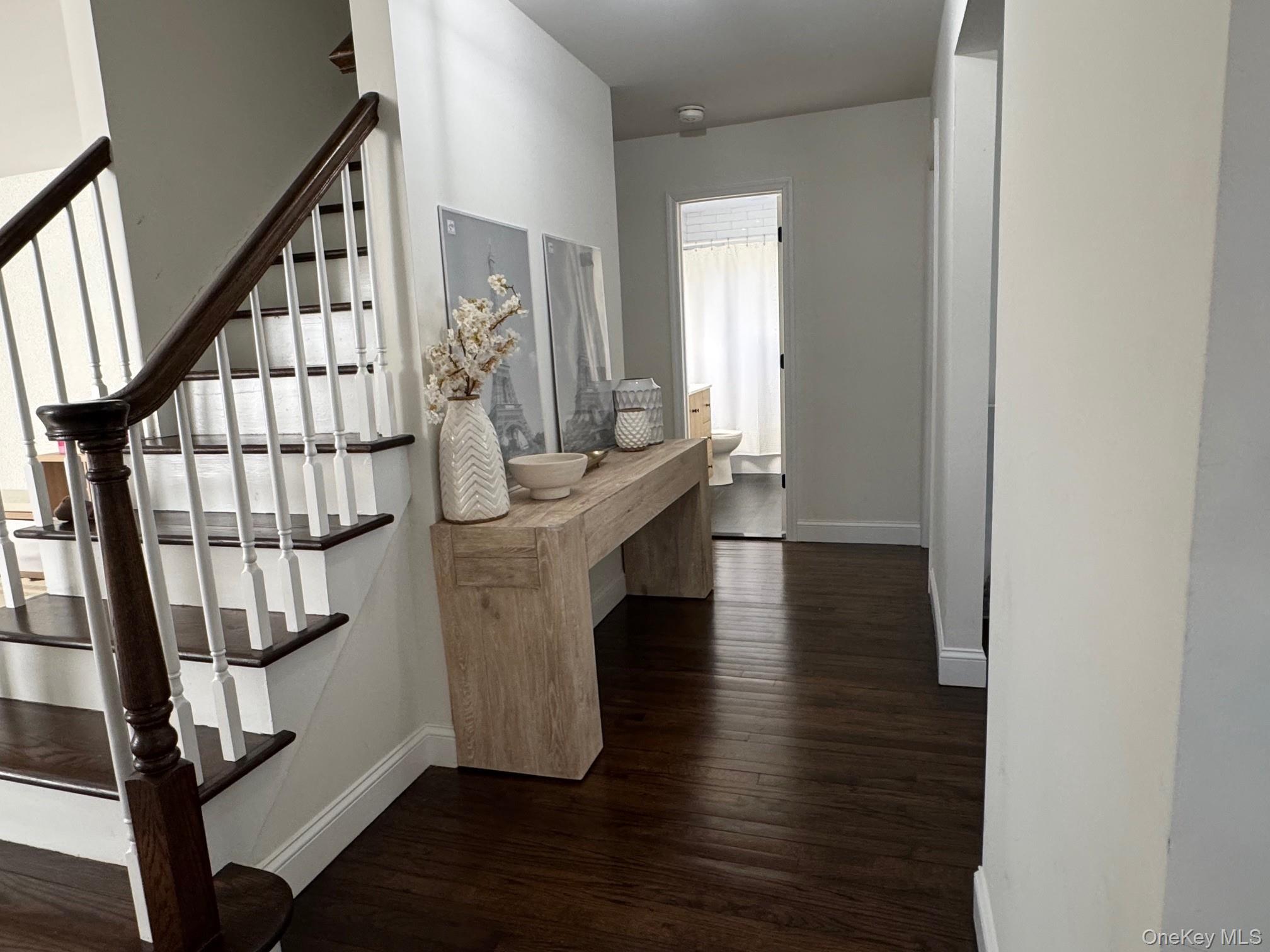 43 West Shore Road Oakdale, NY 11769 - Photo 2 of 17