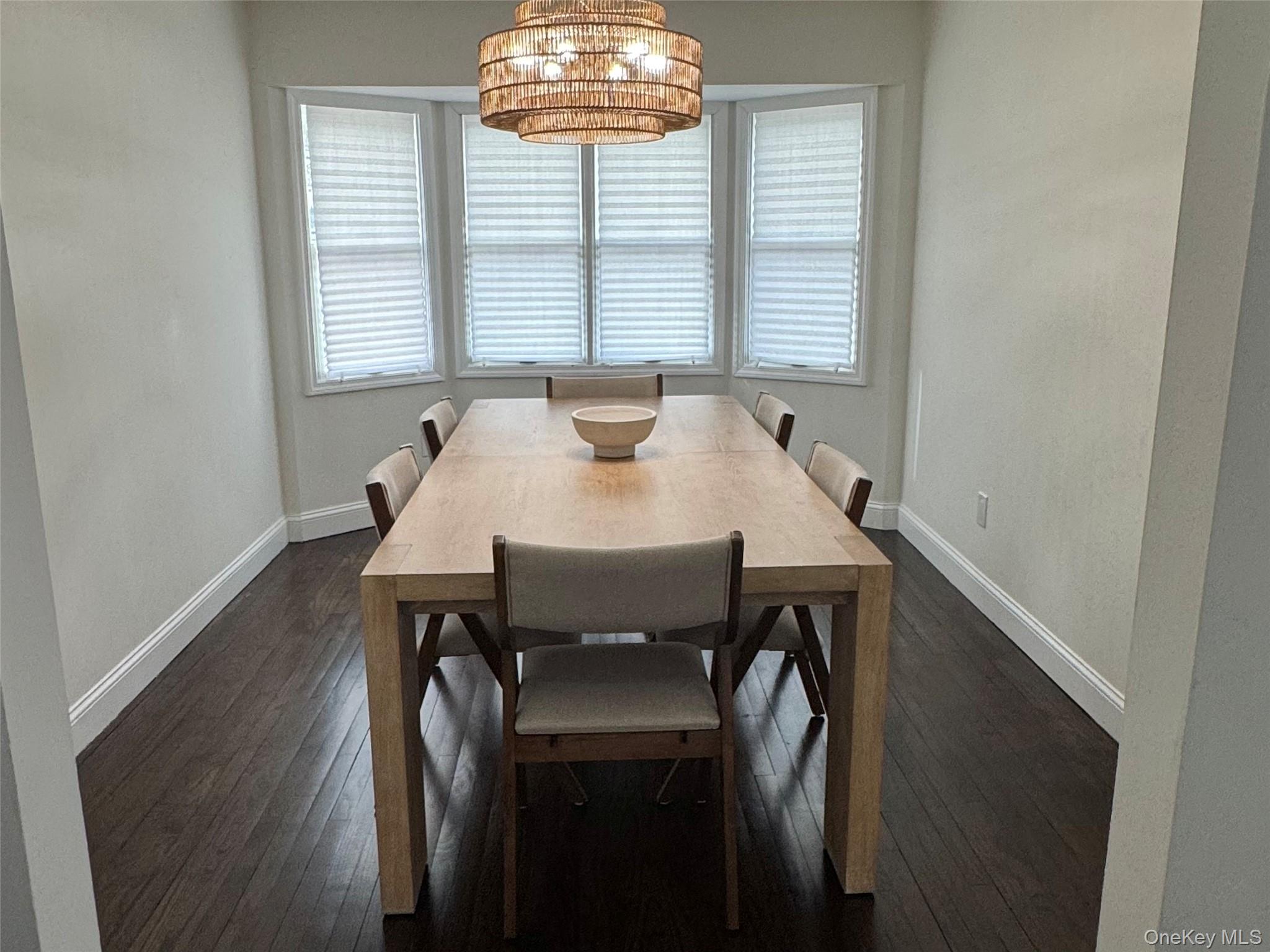 43 West Shore Road Oakdale, NY 11769 - Photo 7 of 17