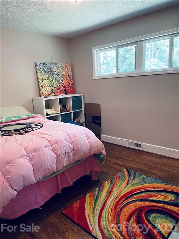 6601 Simpson Road Charlotte, NC 28216 - Photo 11 of 20 Gallery Image 11