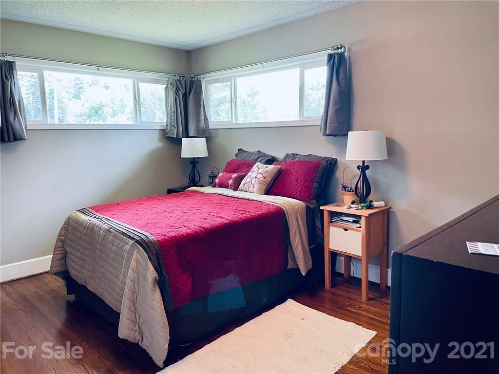 6601 Simpson Road Charlotte, NC 28216 - Photo 8 of 20 Gallery Image 8