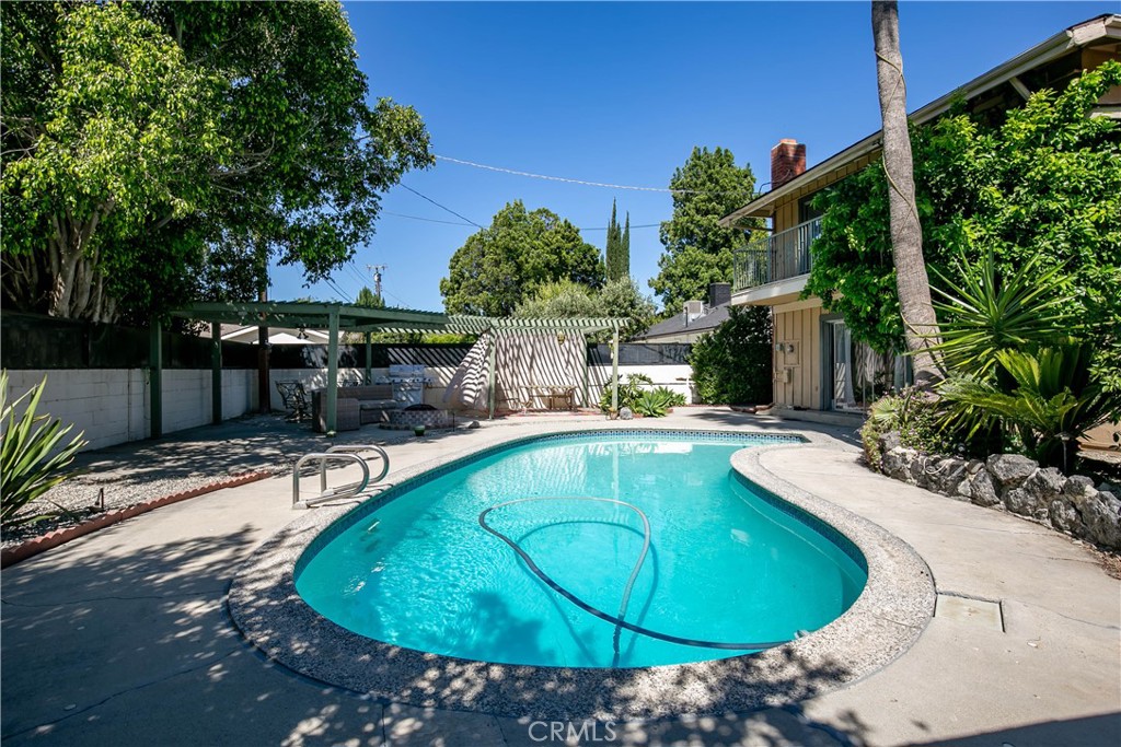 20748 Vose Street Winnetka, CA 91306 - Photo 24 of 26