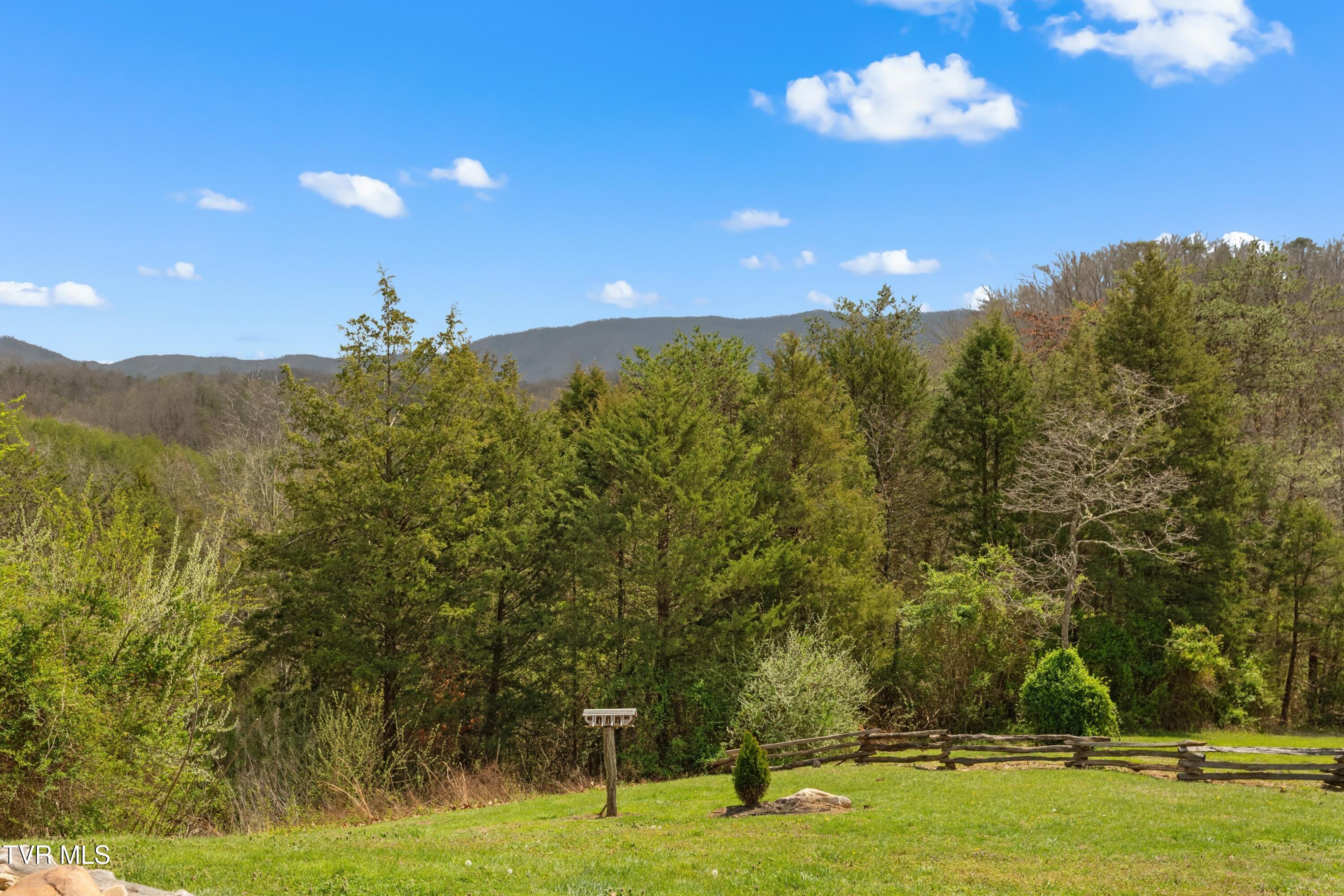 2357 Hall Road Dandridge, TN 37725 - Photo 28 of 58 029-2357HallRoad-Dandridge-TN-37725-SMAL