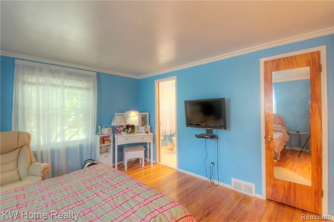 21100 Andover Road Southfield, MI 48076 - Photo 44 of 59 930A0624_5_6.jpg