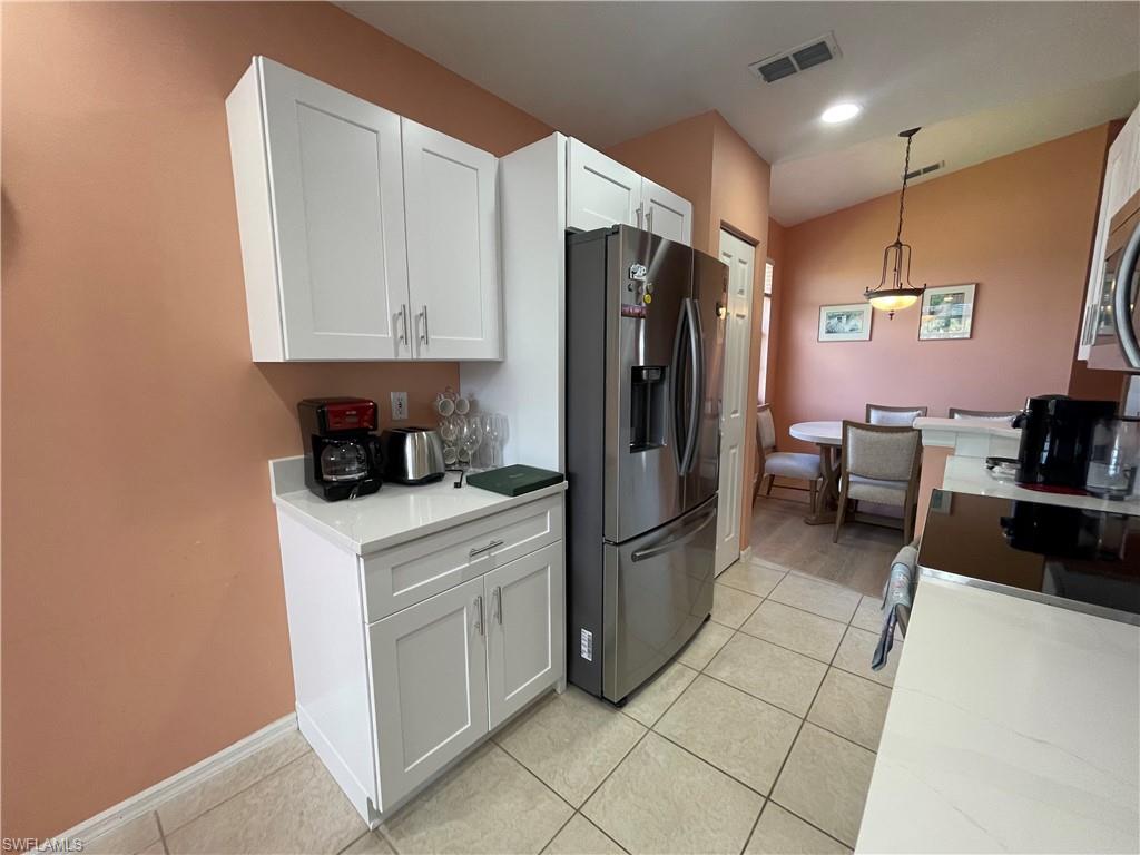 2021 Crestview Way, Unit 113 Naples, FL 34119 - Photo 12 of 25