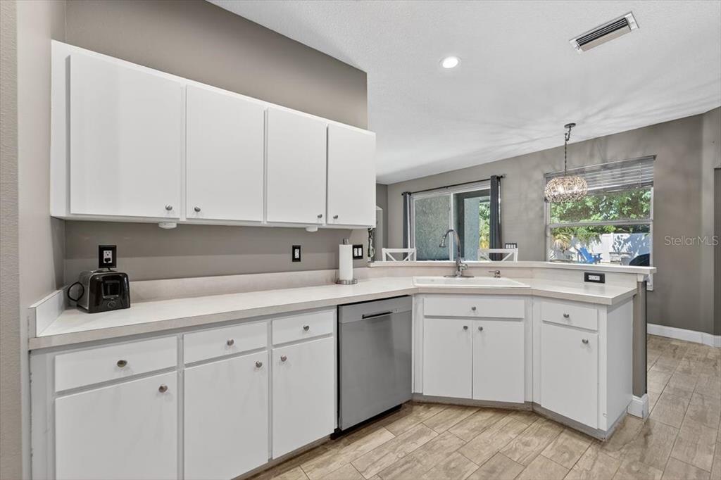 529 Tuscanny Street Brandon, FL 33511 - Photo 12 of 56