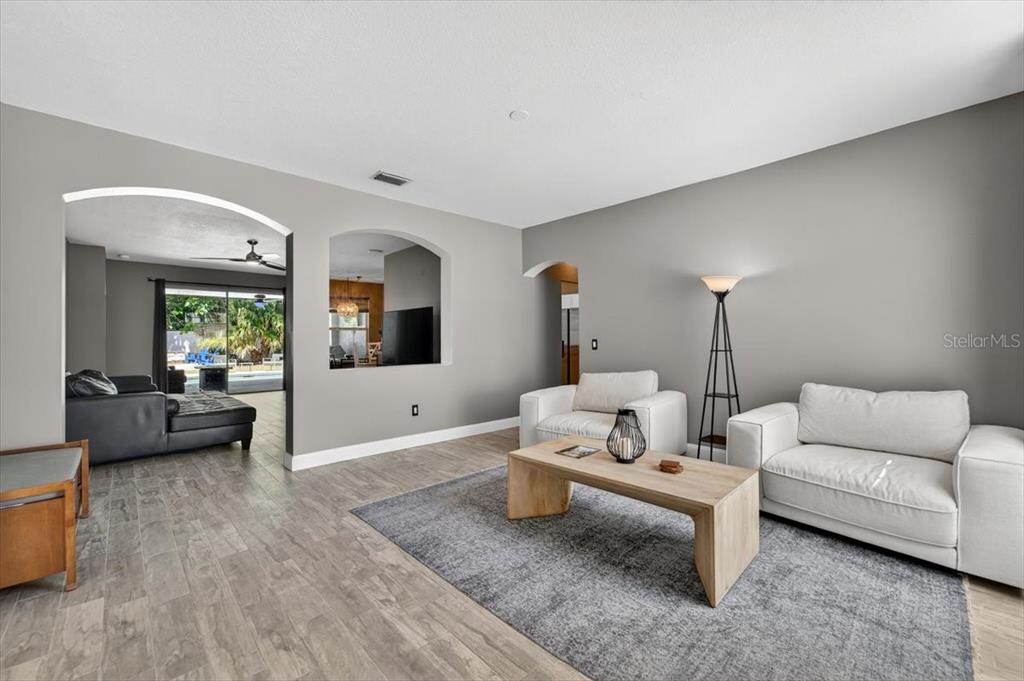 529 Tuscanny Street Brandon, FL 33511 - Photo 6 of 56