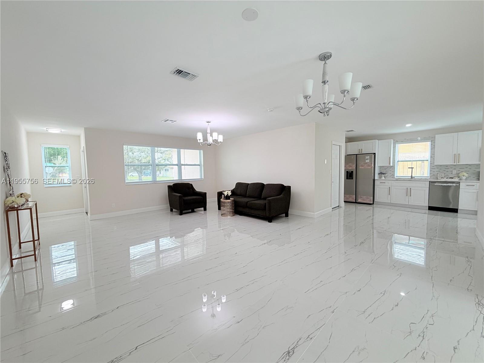 4241 Thomas Street Hollywood, FL 33021 - Photo 13 of 91