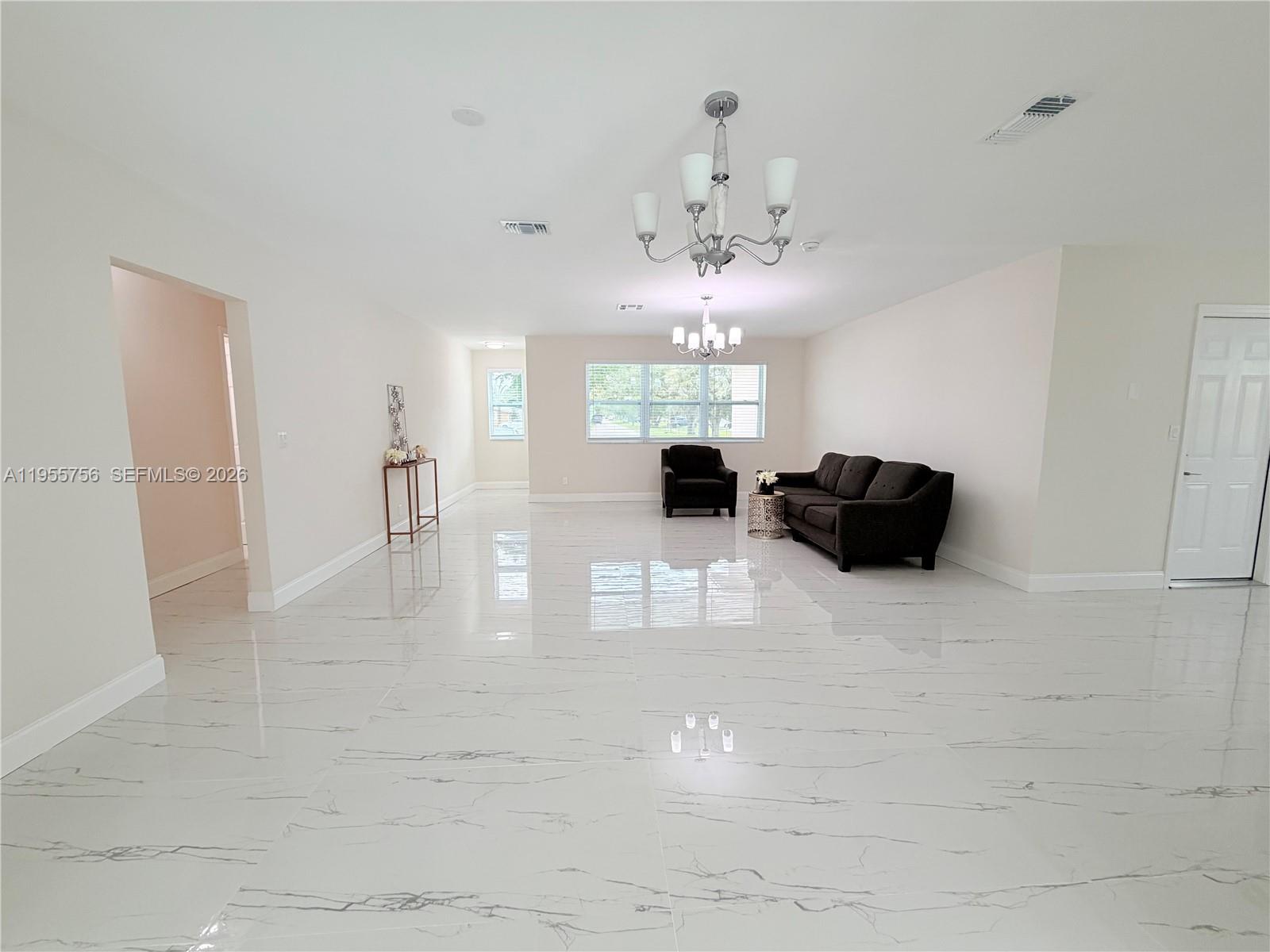 4241 Thomas Street Hollywood, FL 33021 - Photo 14 of 91