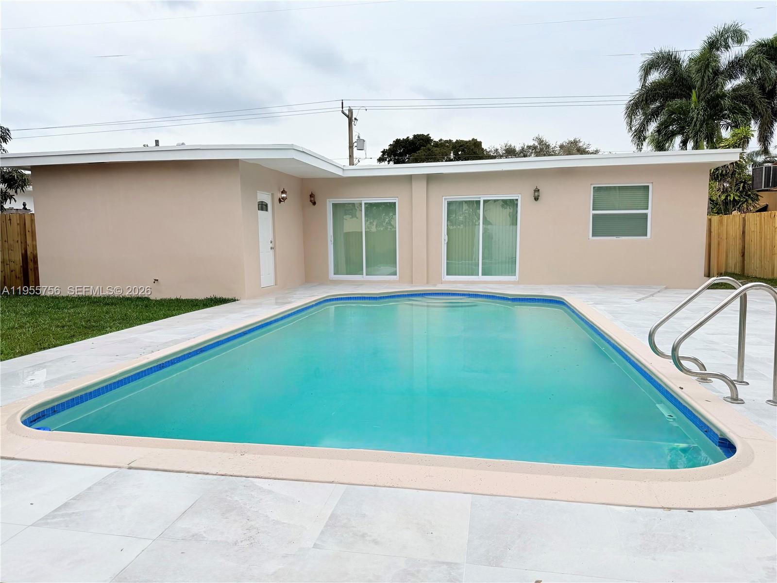 4241 Thomas Street Hollywood, FL 33021 - Photo 8 of 91