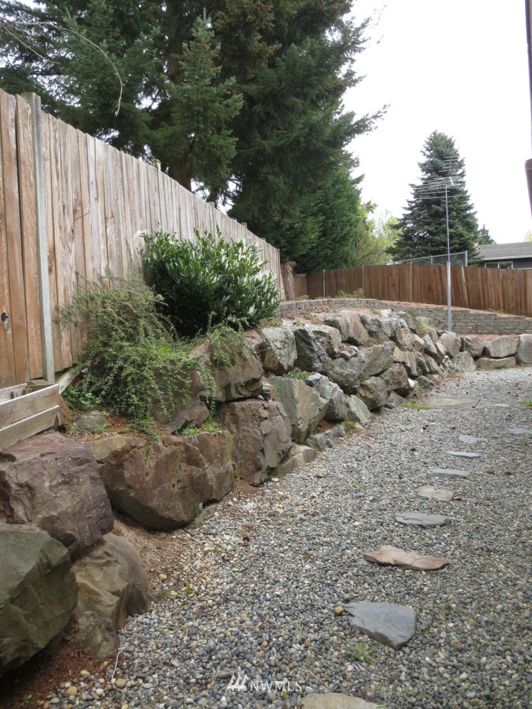 16409 25th Avenue Southeast Bothell, WA 98012 - Photo 18 of 20 Gallery Image 18