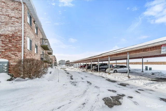 $172,000 | 575 North Strack Street, Unit 103, Cortland, IL 60112