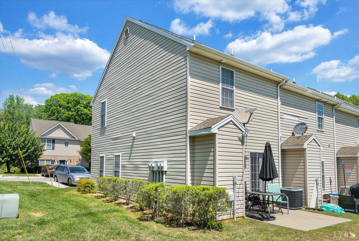 1600 Wards Ferry Road, Unit 201 Lynchburg, VA 24502 - Photo 18 of 23