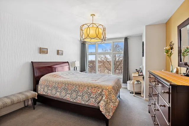 $285,000 | 1930 North Harlem Avenue, Unit 503, Elmwood Park, IL 60707