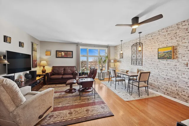 $285,000 | 1930 North Harlem Avenue, Unit 503, Elmwood Park, IL 60707