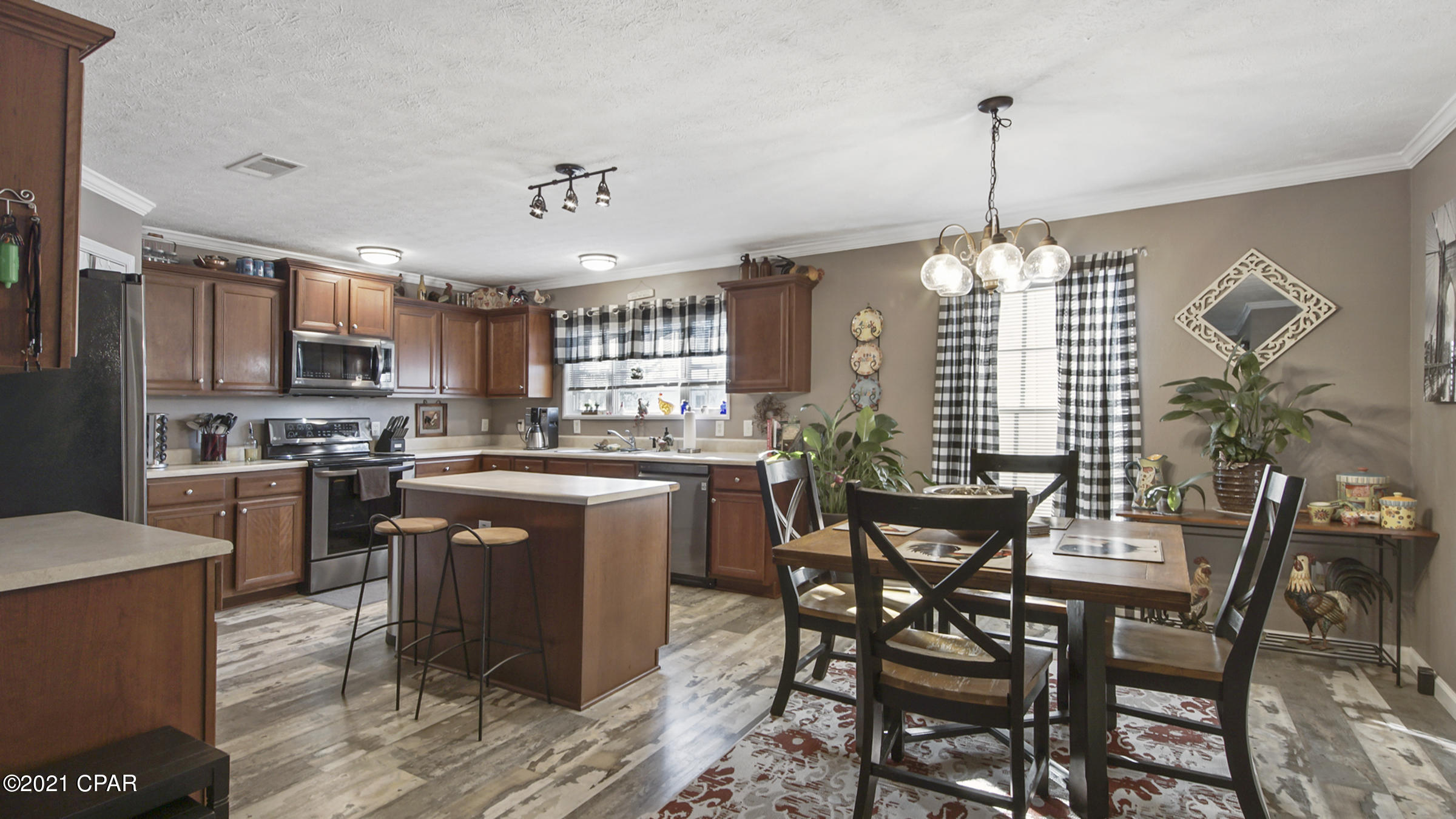 6905 Roadrunner Road Youngstown, FL 32466 - Photo 8 of 32 Gallery Image 8