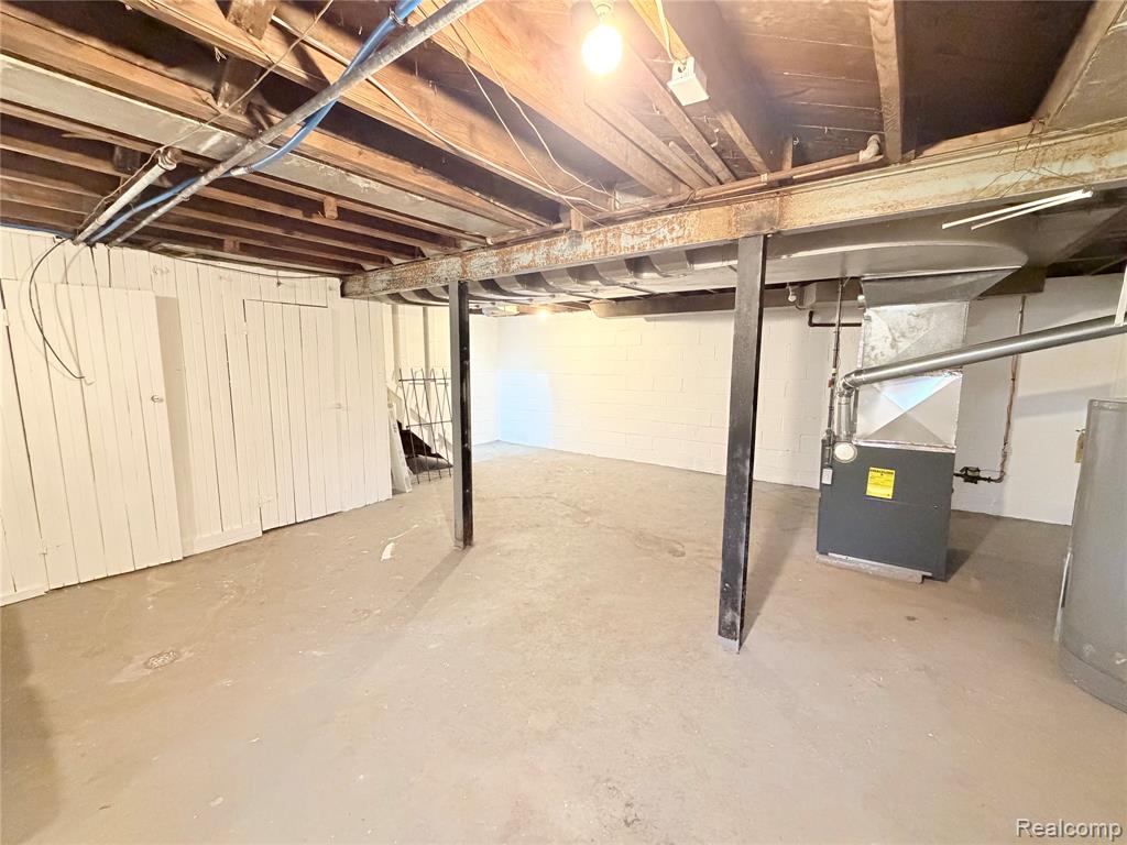 11375 Roxbury Street Detroit, MI 48224 - Photo 9 of 9