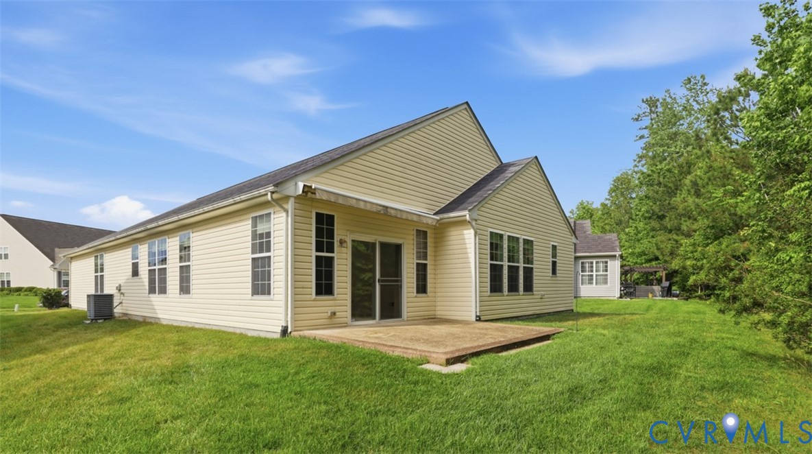 8348 East Lord Botetourt Loop New Kent, VA 23124 - Photo 42 of 54